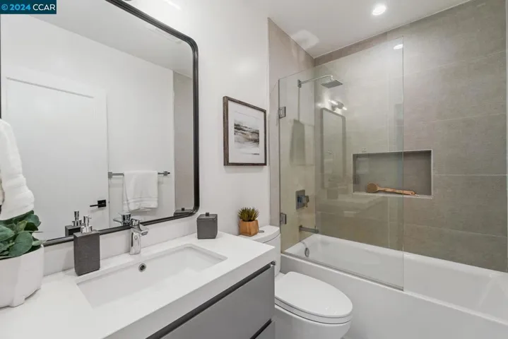241 Paris St, San Francisco, California 94112