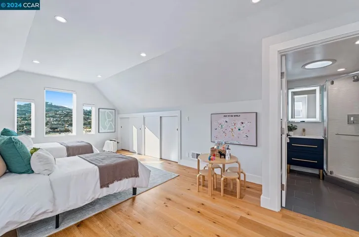 241 Paris St, San Francisco, California 94112