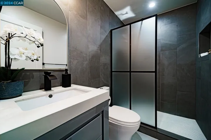 241 Paris St, San Francisco, California 94112