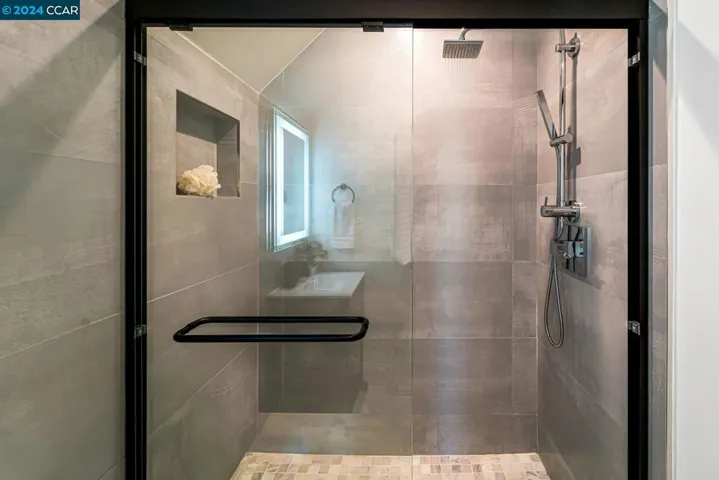 241 Paris St, San Francisco, California 94112
