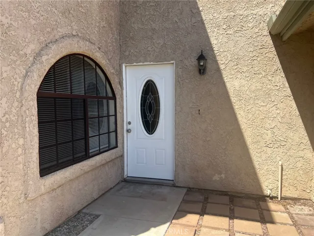 869 Devon Court, Simi Valley, California 93065