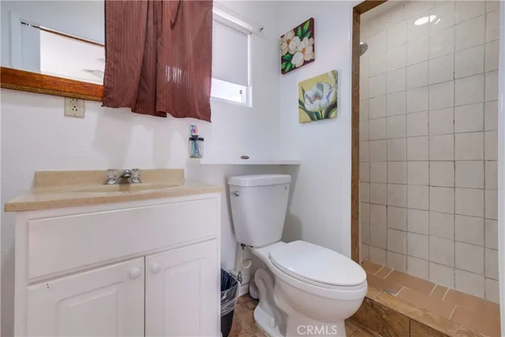9243 Walnut Street, Bellflower, California 90706