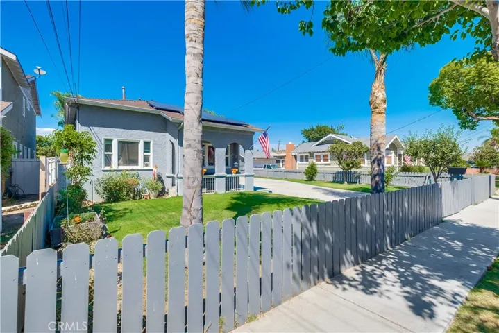 9243 Walnut Street, Bellflower, California 90706