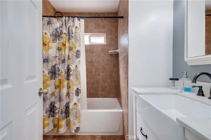 9243 Walnut Street, Bellflower, California 90706