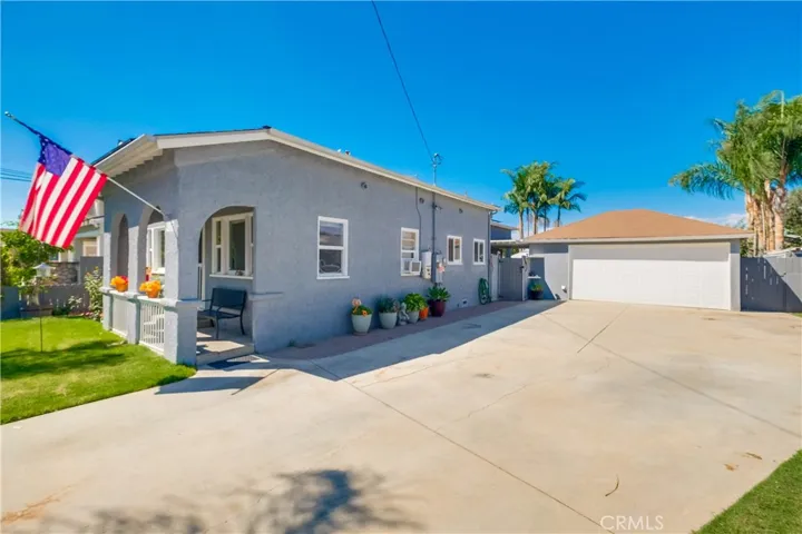 9243 Walnut Street, Bellflower, California 90706