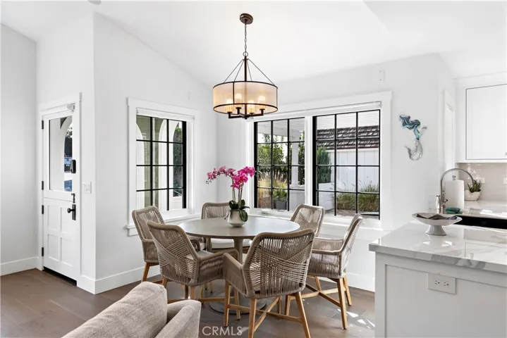 156 Pearl Street, Laguna Beach, California 92651