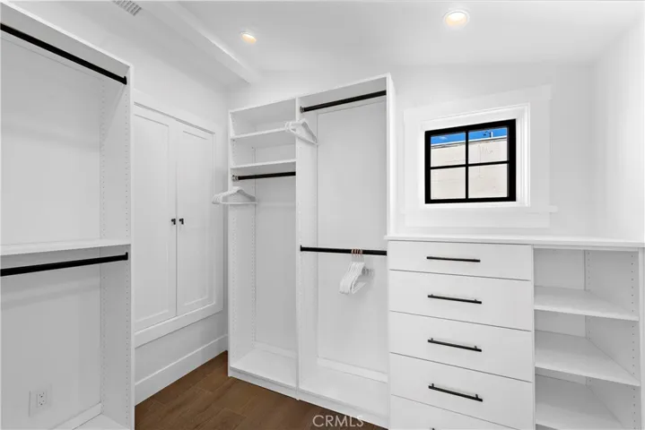 156 Pearl Street, Laguna Beach, California 92651