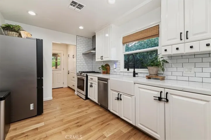 618 North Place, Redlands, California 92373