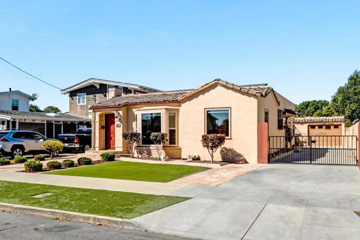 133 Willow Street, Salinas, California 93901