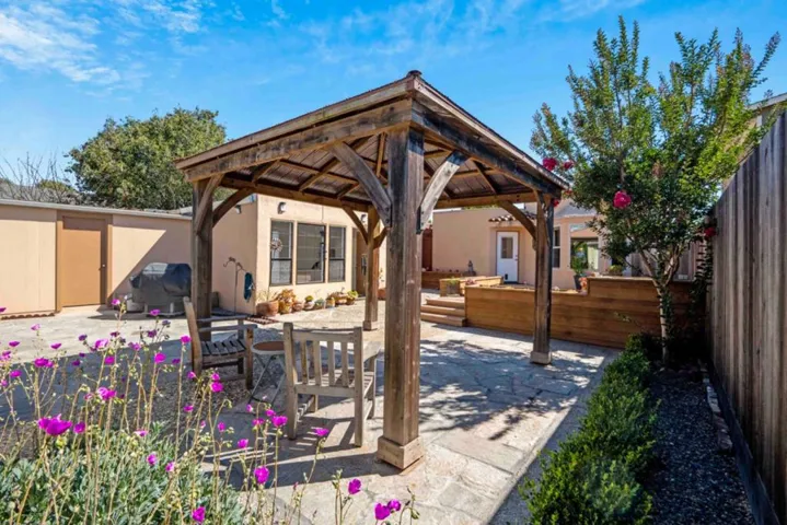133 Willow Street, Salinas, California 93901