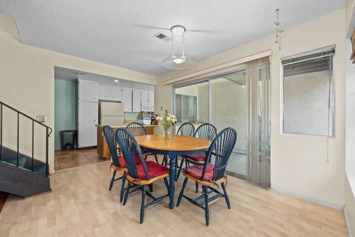 273 Countryhaven Road, Encinitas, California 92024