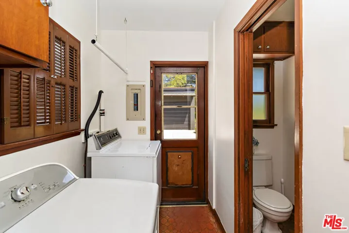 4270 Madison Avenue, Culver City, California 90232