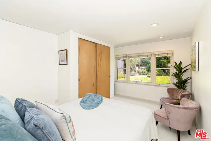 4270 Madison Avenue, Culver City, California 90232