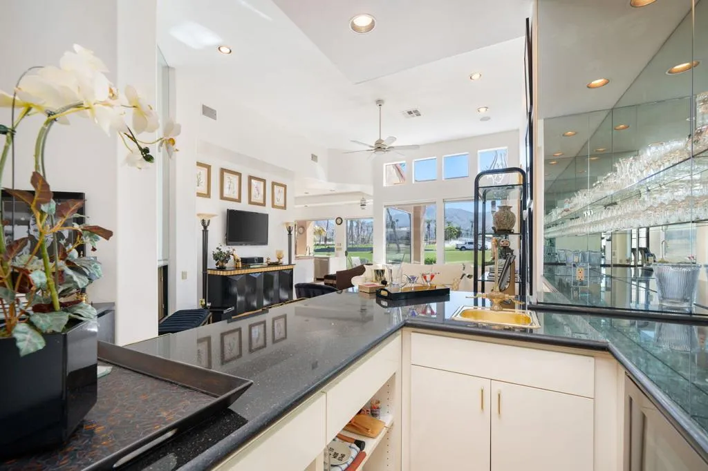 26-web-or-mls-JKSpyglass-10-2023-26 26-web-or-mls-JKSpyglass-10-2023-26