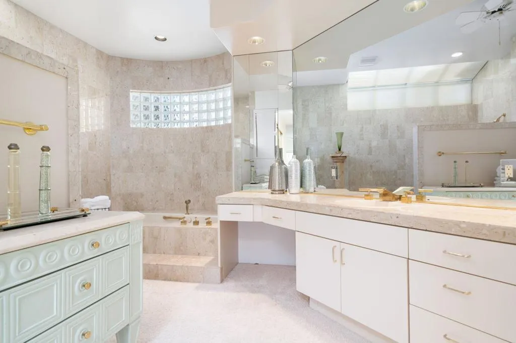 45-web-or-mls-JKSpyglass-10-2023-45 45-web-or-mls-JKSpyglass-10-2023-45