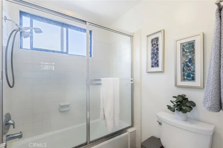 220 S Prospect Avenue 4, Redondo Beach, California 90277