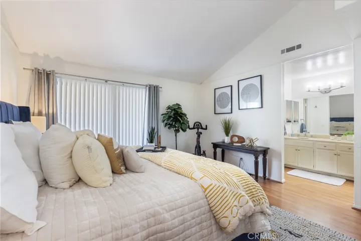 220 S Prospect Avenue 4, Redondo Beach, California 90277