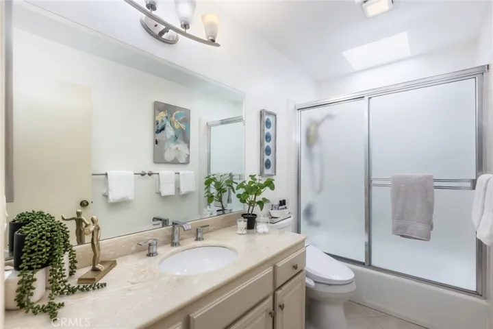 220 S Prospect Avenue 4, Redondo Beach, California 90277