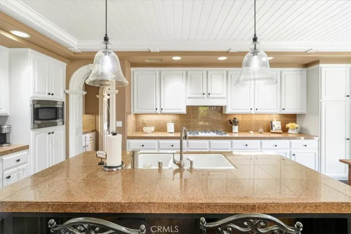 8130 E Hayden Court, Anaheim Hills, California 92808