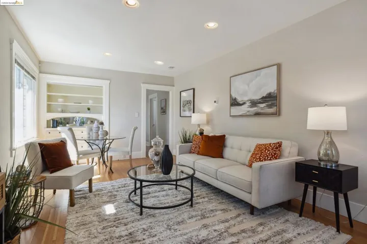 300 Harlan St, San Leandro, California 94577-5874
