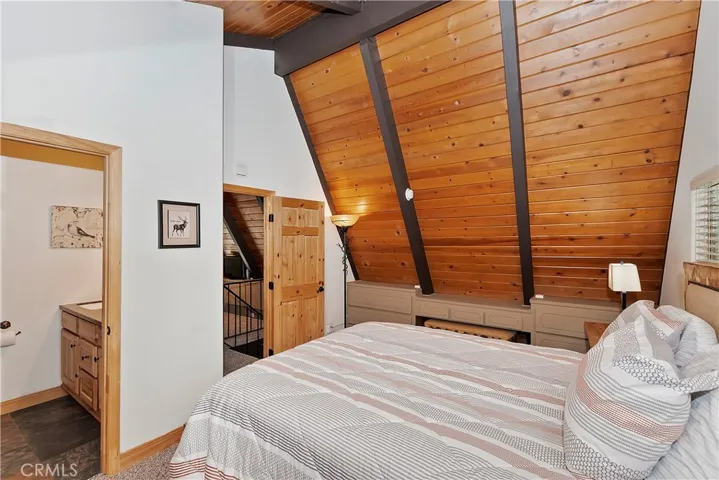 27488 Cedarwood Court, Lake Arrowhead, California 92352
