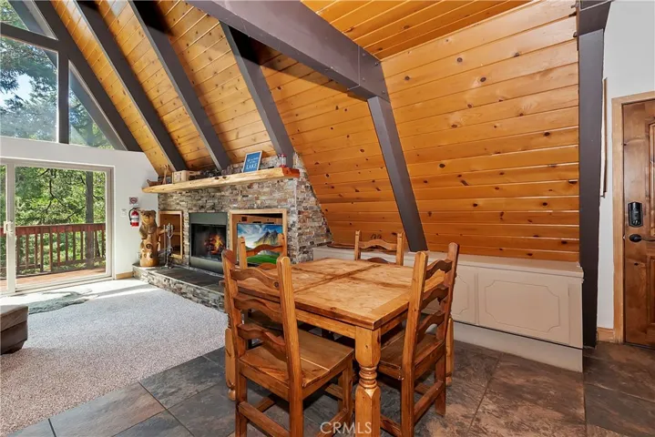 27488 Cedarwood Court, Lake Arrowhead, California 92352