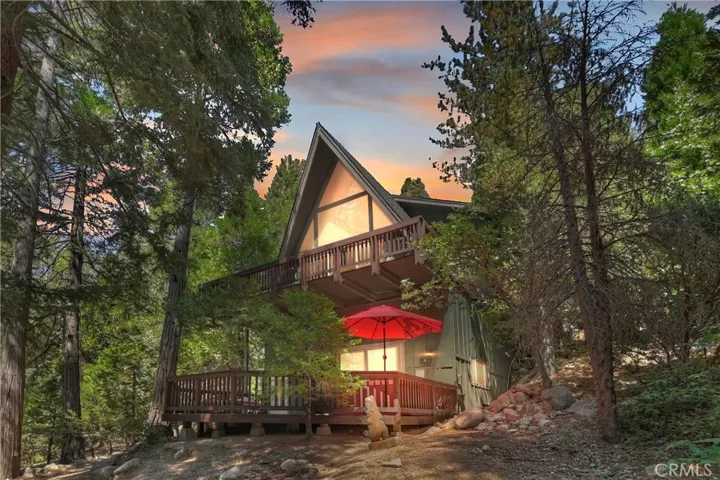 27488 Cedarwood Court, Lake Arrowhead, California 92352