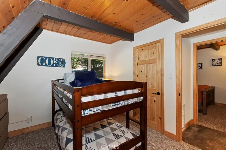 27488 Cedarwood Court, Lake Arrowhead, California 92352