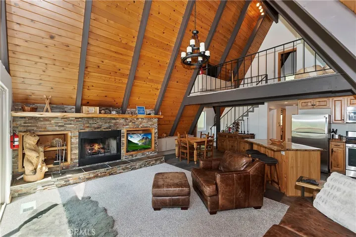 27488 Cedarwood Court, Lake Arrowhead, California 92352