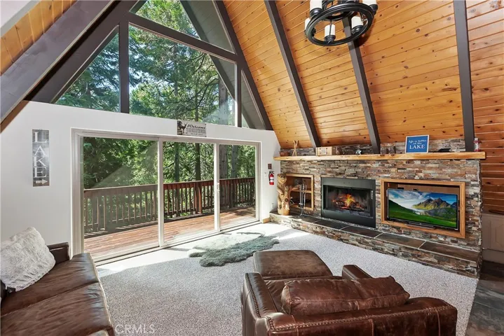 27488 Cedarwood Court, Lake Arrowhead, California 92352