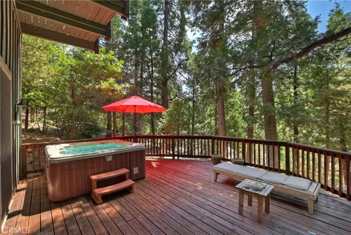 27488 Cedarwood Court, Lake Arrowhead, California 92352