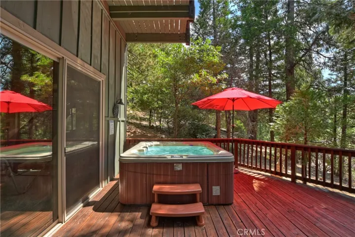 27488 Cedarwood Court, Lake Arrowhead, California 92352