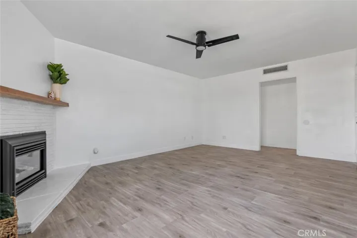 18 N Mcdonald Way, Bakersfield, California 93309