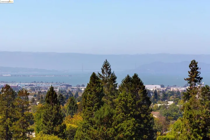 48 Oak Ridge Rd, Berkeley, California 94705