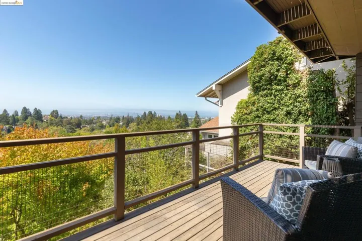 48 Oak Ridge Rd, Berkeley, California 94705