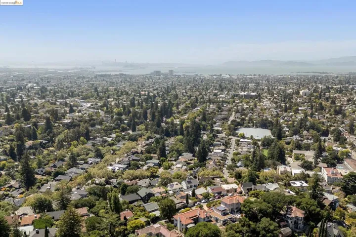 48 Oak Ridge Rd, Berkeley, California 94705