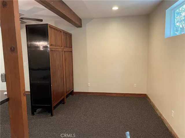 350 Ca-173, Lake Arrowhead, California 92352