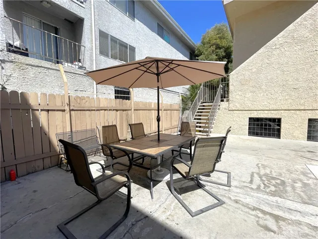13717 Chadron Avenue 25, Hawthorne, California 90250