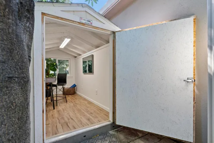 3521 Orinda Drive, San Mateo, California 94403