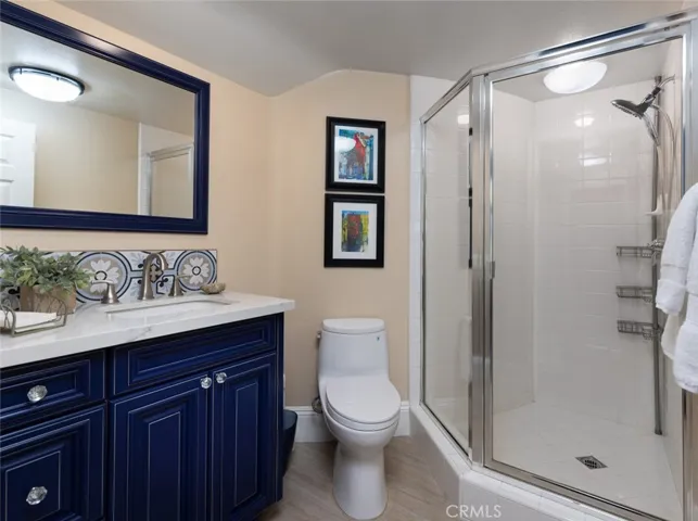 Downstairs full bathroom
