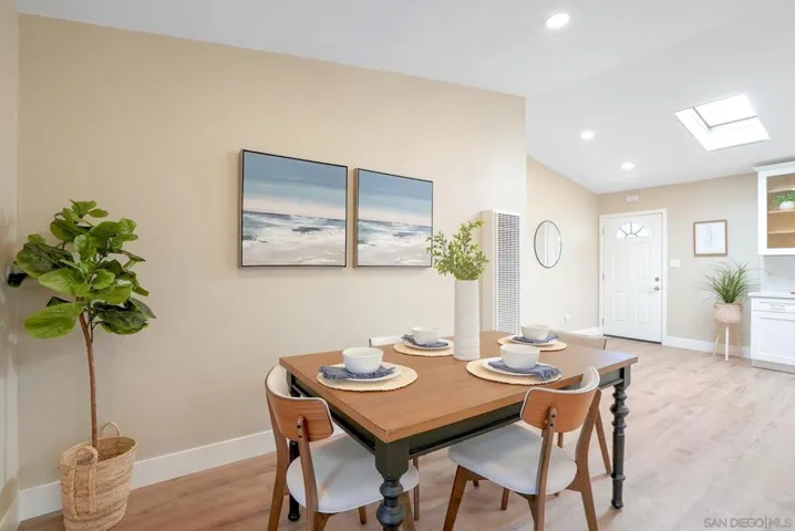 Dining Area next to Hallway leading to Bedrooms and Bathrooms!