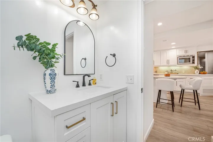 212 Rivo Alto Canal, Long Beach, California 90803