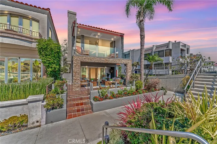 212 Rivo Alto Canal, Long Beach, California 90803