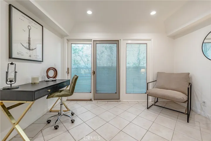 212 Rivo Alto Canal, Long Beach, California 90803