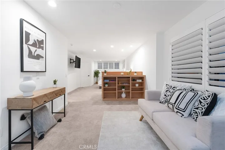 212 Rivo Alto Canal, Long Beach, California 90803