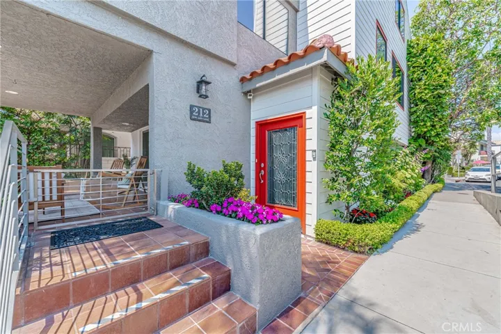 212 Rivo Alto Canal, Long Beach, California 90803