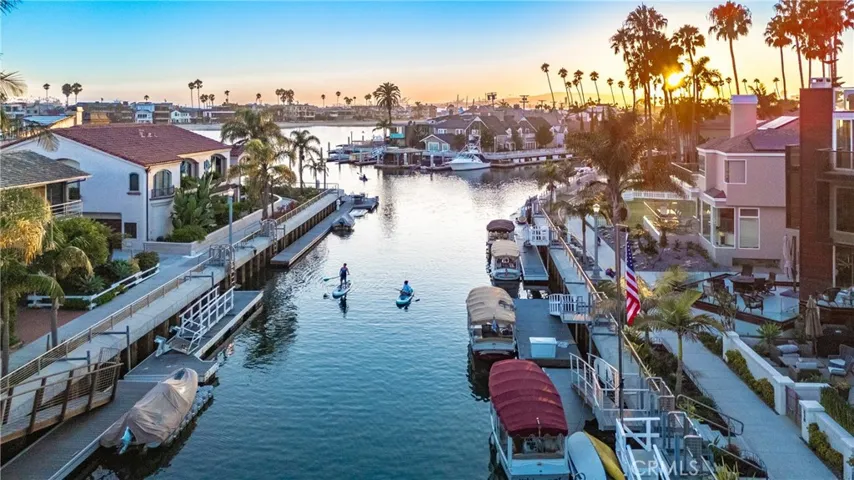212 Rivo Alto Canal, Long Beach, California 90803