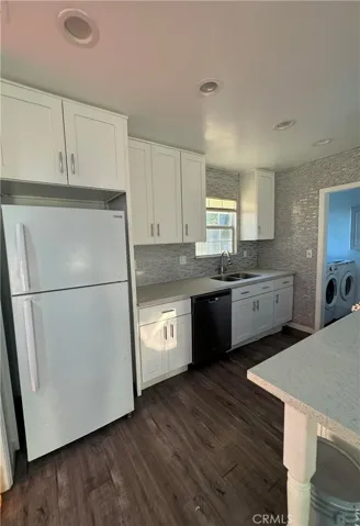 6938 Topeka Drive, Reseda, California 91335