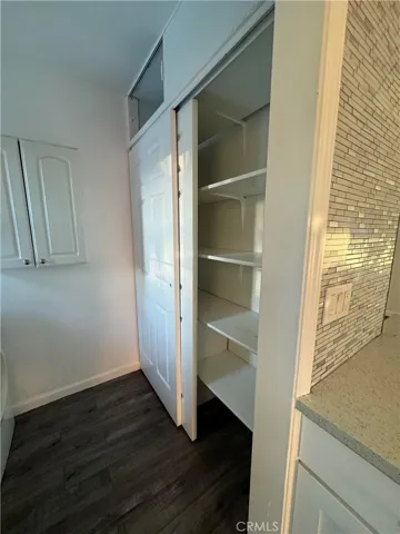 6938 Topeka Drive, Reseda, California 91335