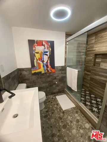 321 S Akeley Drive, Glendora, California 91741
